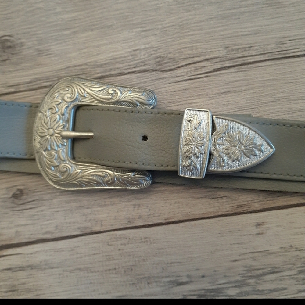 Free People Western Silver Bead Belt - Picture 7 of 16
